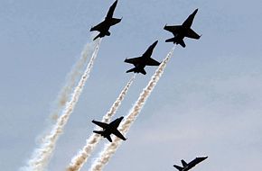 Blue Angels - special flight manuvers