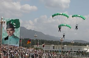 Pakistan Army Paratroopers - March 23rd, Pakistan Day