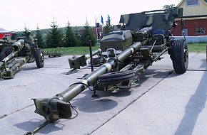 2a45m_russia_expo_arms_2008_thierry_lachapelle_01