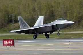 F-22 Raptor - US Air Force Fighter Aircraft