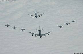 2 KC-135R with F-16's