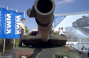 IDEF 2005 - Leopard 2 MBT