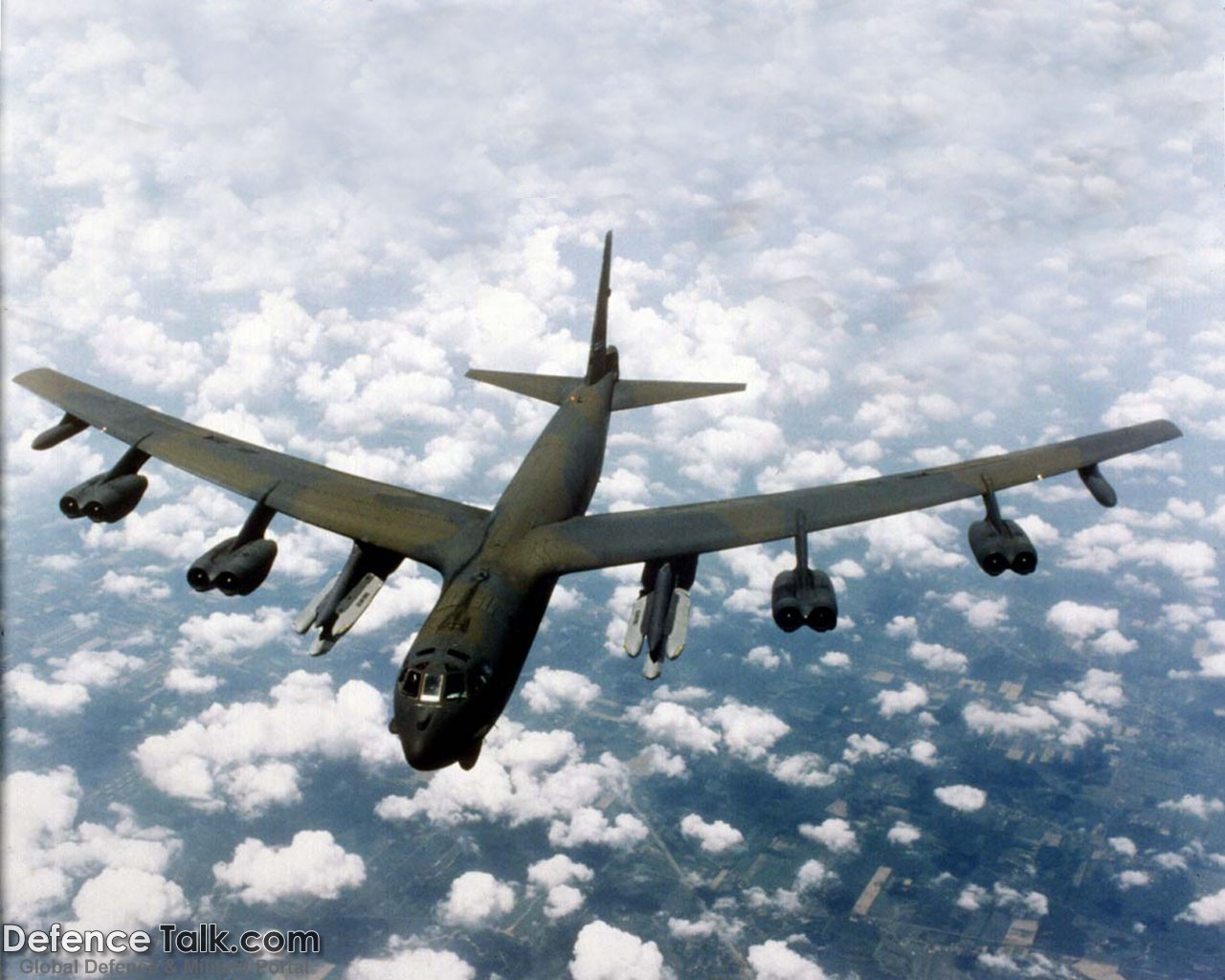 B-52 Bomber - Military Aircraft Wallpapers