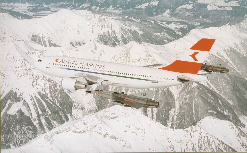Draken escorting and Airbus, Austrian AF