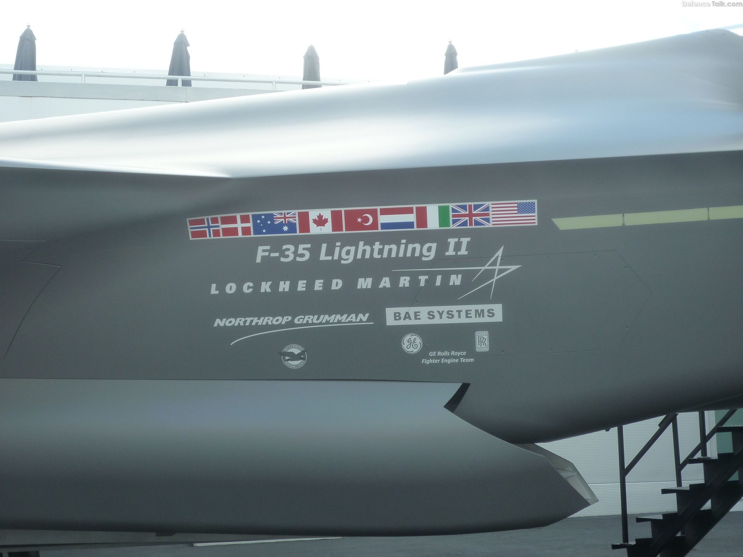 F-35 JSF at Farnborough 2010 Air Show