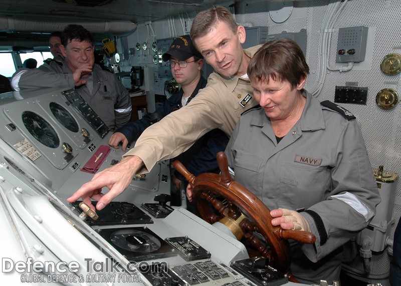 Helm of USS Abraham Lincoln - Rimpac 2006, Naval Exercise