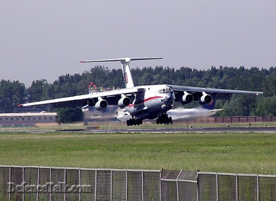 north korea Il-76