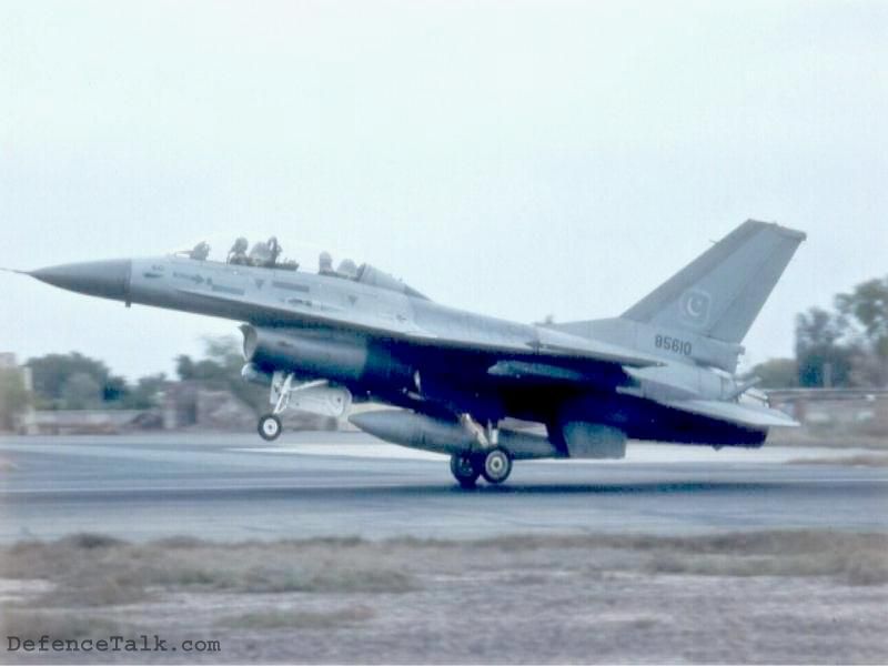 PAF F-16B