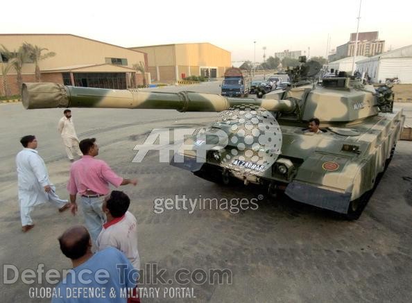 Pak Army Tank - IDEAS 2006, Pakistan