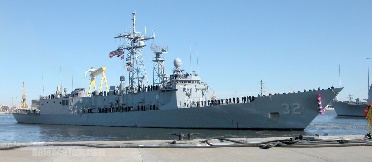 USS John Hall FFG 32