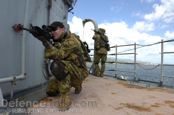 VBSS training onboard the USS Valley Forge - RIMPAC 2006