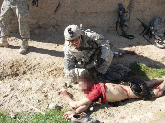 AFGHANISTAN-PHOTOS-WAR-CRIME-PROBE.jpg