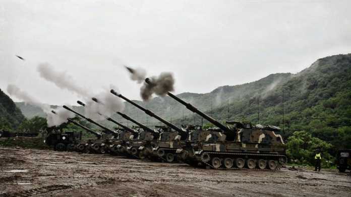 Self-Propelled Artillery Howitzers