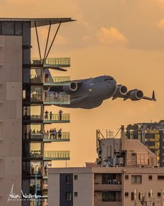 Brisbane C-17 1.jpg