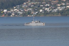 HMAS Yarra on the Derwent 291121.JPG