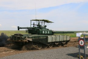 russkie-t-72b3-nakonec-zashitili-ot-byushih-v-kryshu-ptur-dzhavelin-i-spaik-dmwmqvse-162439614...jpg