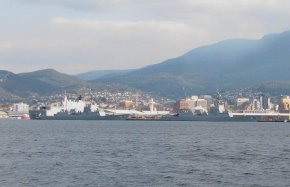 Sydney and Brisbane in Hobart with Adelaide in background 13 May 2023 3.JPG