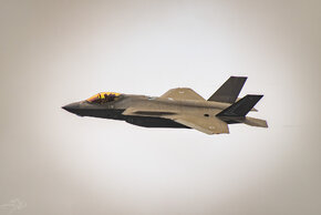 AP-2026-01-26-1207-4705-SOH Invasion Day harbour festival - F35.jpg
