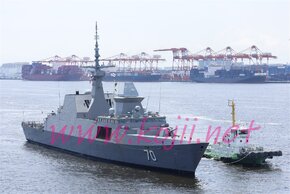 RSS Steadfast-01.jpg