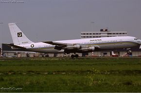 PAF Boeing 707