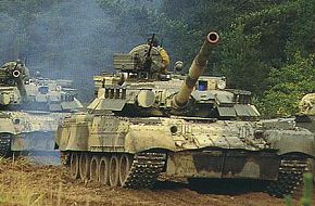 T 80 MAIN BATTLE TANK, RUSSIA.