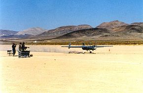 HUNTER RQ-5A TACTICAL UNMANNED AERIAL VEHICLE - USA