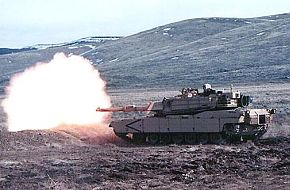 M1A1 / M1A2 ABRAMS MAIN BATTLE TANK, USA