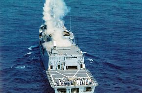 Frigate "Ydra" Meko-200HN Hellenic Navy fires!