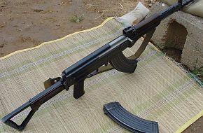 Type 81 assault rifle-PLA