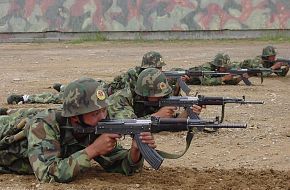 Type 81 assault rifle-PLA