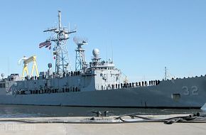 USS John Hall FFG 32