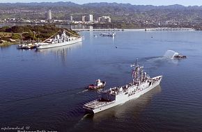 USS Crommelin FFG 37