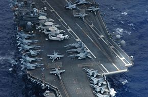 USS Kitty Hawk (CV 63) - Valiant Shield 2006.