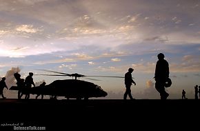 SH-60F Seahawk lands - Valiant Shield 2006.