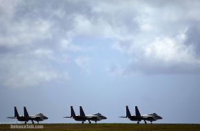 F-15C's wait to take off - Valiant Shield 2006