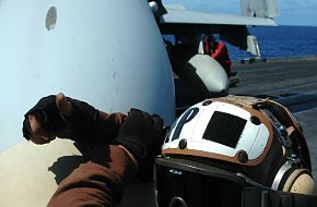 Valiant Shield 2006 - lean on an F/A-18 Hornet