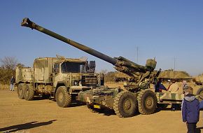 GV5 155 mm howitzer - South African Army