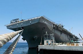 USS Iwo Jima LHD 7 Wasp-class Amphibious Assault Ship