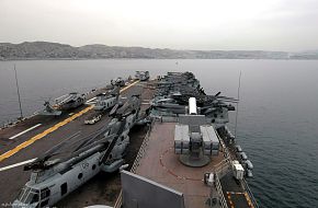 USS Iwo Jima LHD 7 Wasp-class Amphibious Assault Ship