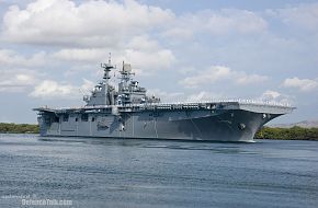 USS Bonhomme Richard LHD 6 - Amphibious Assault Ship