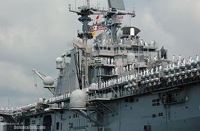 USS Iwo Jima LHD 7 Wasp-class Amphibious Assault Ship