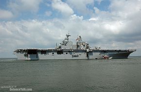 USS Iwo Jima (LHD 7) amphibious assault ship