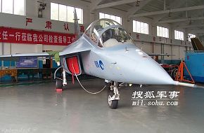 JL-15 (L-15) Falcon - People's Liberation Army Air Force