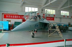 JL-15 (L-15) Falcon - People's Liberation Army Air Force