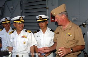 CCTF Admirals and Generals visit RIMPAC Units - RIMPAC 2006