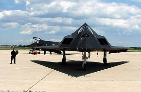 F-117 Fighter-Bomber - Military Aircraft Wallpapers