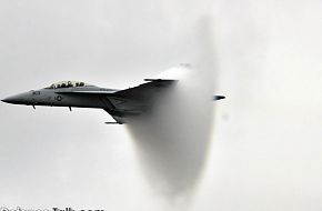 F-18 Hornet - Fighter Jet Wallpapers