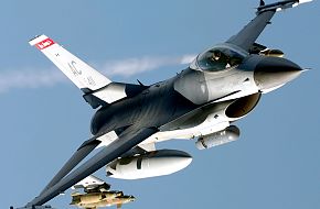 F-16 Falcon - Fighter Jet Wallpapers