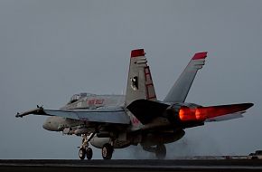 F-18 Hornet - Fighter Jet Wallpapers