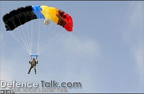 Iran Army Paratrooper - Zolfaqar Iran War Games